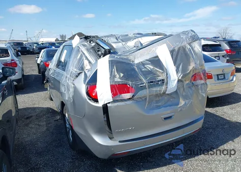 2019 Chrysler Pacifica Touring L from USA, damaged, VIN 2C4RC1BG5KR705643